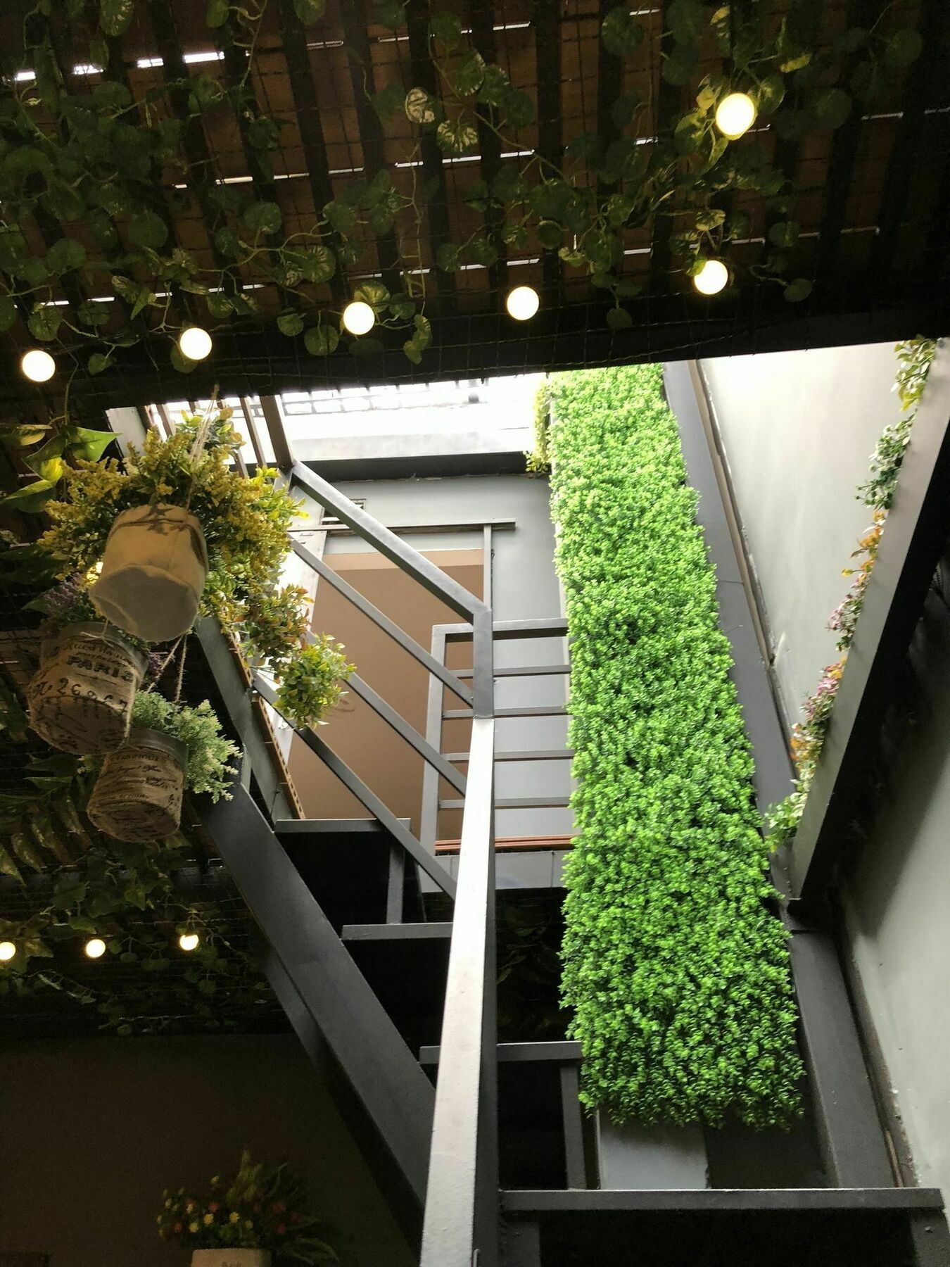 Diamond Rainbow - The Love Aparthotel City Centre Ho Chi Minh City Exterior photo